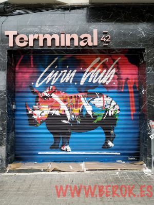 graffiti persiana rinoceronte street art